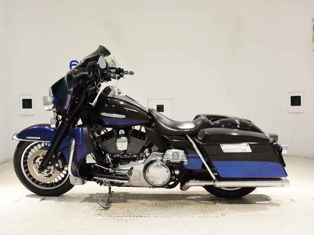 2009 Harley-Davidson Electra Glide, чёрный, 799000 рублей, вид 2