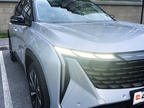 2024 Geely Atlas II, серый, 3100000 рублей - вид 6