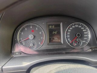 2011 Volkswagen Caddy III Рестайлинг, коричневый, 650000 рублей, вид 5