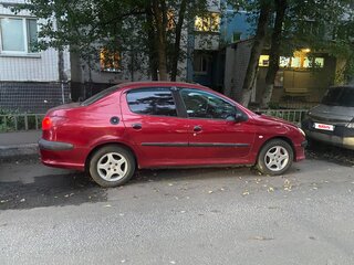 2009 Peugeot 206, красный, 250000 рублей, вид 2