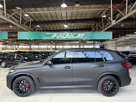 2026 BMW X5 Long 30Li IV (G05/G18) Рестайлинг, чёрный, 7411836 рублей, вид 5