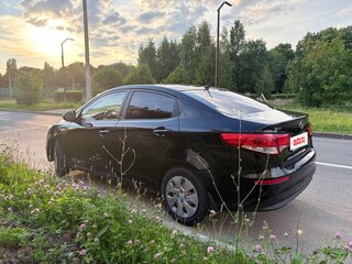 2015 Kia Rio 6-speed III, чёрный, 730000 рублей, вид 5