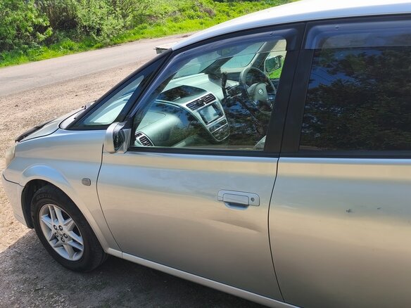 2002 Toyota Opa I, серебристый - вид 10