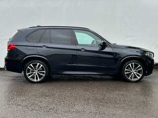 2015 BMW X5 40d III (F15), чёрный, 2880000 рублей, вид 4