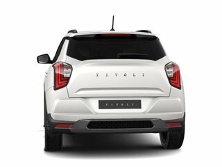 2025 KGM Tivoli, белый, 3600000 рублей, вид 5