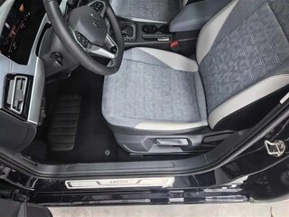 2023 Volkswagen Lavida III Рестайлинг, чёрный, 1175000 рублей, вид 5