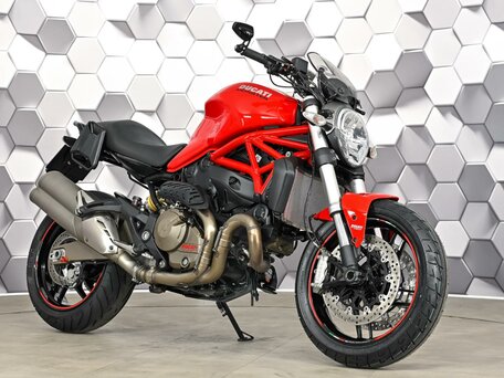 2014 Ducati Monster 821, красный, 519000 рублей, вид 1