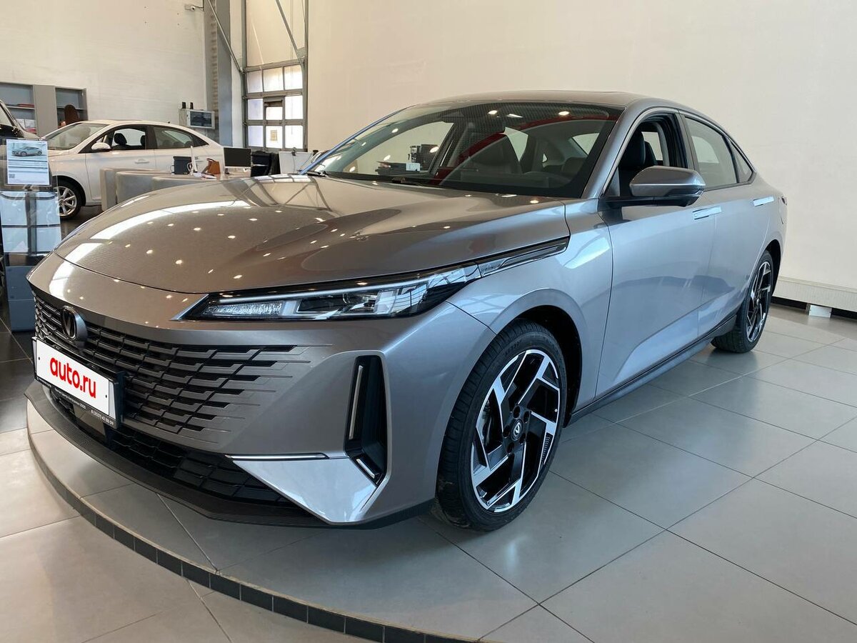 Открыть фотографии: Changan Lamore