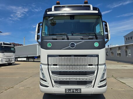 2026 Volvo FH, белый, 22700000 рублей, вид 2