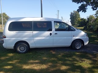 2006 Hyundai H-1 I Рестайлинг, белый, 820000 рублей, вид 3