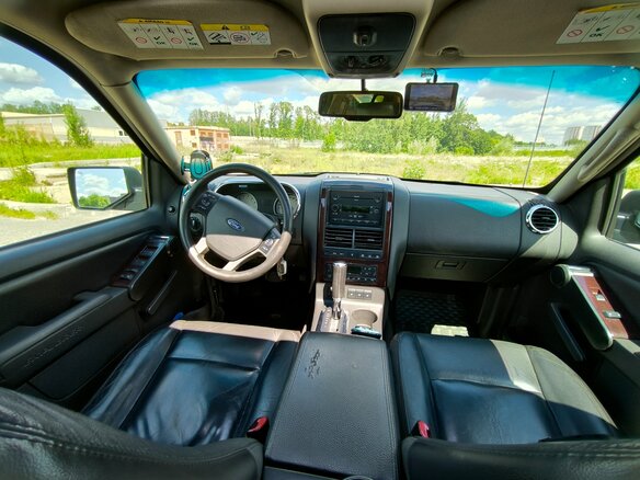2007 Ford Explorer IV, чёрный - вид 9