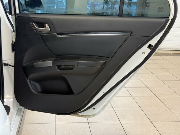 2014 Geely Emgrand EC7, белый, 595000 рублей - вид 16