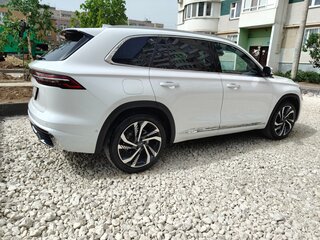 2023 Geely Monjaro I, белый, 2700000 рублей, вид 3