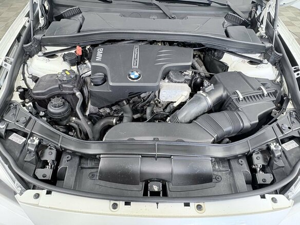 2014 BMW X1 20i I (E84) Рестайлинг, белый - вид 16