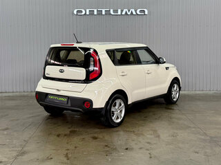 2017 Kia Soul II Рестайлинг, бежевый, 1557000 рублей, вид 5