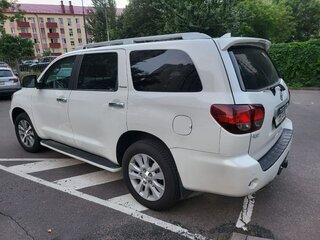 2021 Toyota Sequoia II Рестайлинг, белый, 6200000 рублей, вид 5