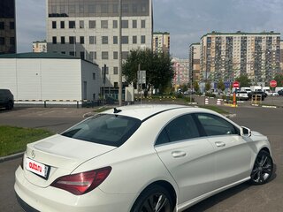 2016 Mercedes-Benz CLA 200 I (C117, X117) Рестайлинг, белый, 2300000 рублей, вид 3
