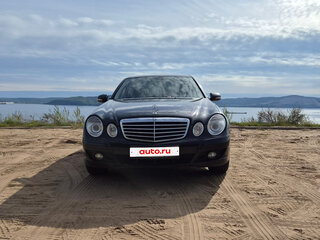 2007 Mercedes-Benz E-Класс 200 III (W211, S211) Рестайлинг, чёрный, 950000 рублей, вид 3