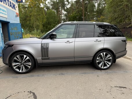 2019 Land Rover Range Rover IV Рестайлинг, белый, 6400000 рублей, вид 2