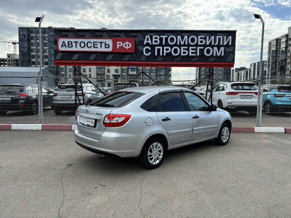 2015 Lada (ВАЗ) Granta I, серебристый, 328000 рублей - вид 15