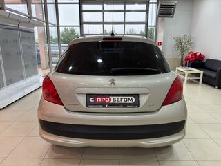 2008 Peugeot 207 I, серебристый, 389900 рублей, вид 4