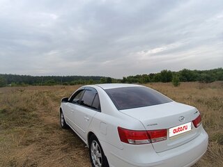 2010 Hyundai Sonata V (NF) Рестайлинг, белый, 620000 рублей, вид 5