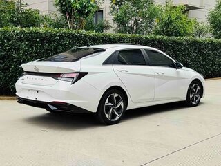 2022 Hyundai Elantra VII (CN7), белый, 1375000 рублей, вид 2