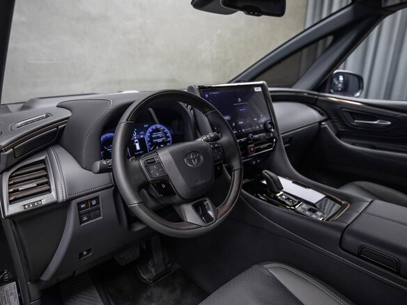 2026 Toyota Alphard IV, чёрный, 14400000 рублей - вид 8