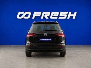 2019 Volkswagen Tiguan II, чёрный, 2149077 рублей, вид 4