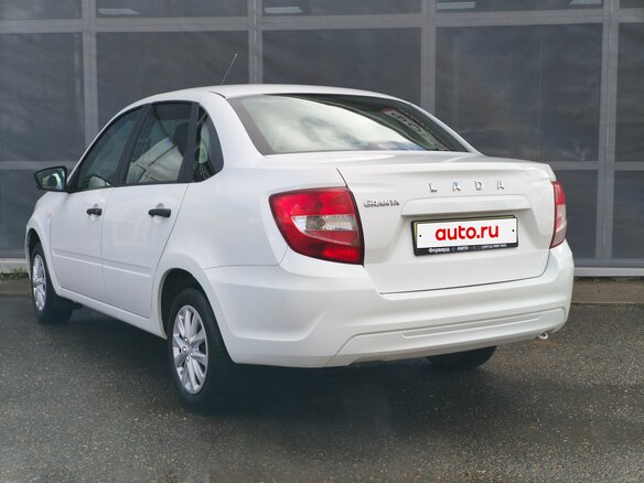 2025 Lada (ВАЗ) Granta I Рестайлинг, белый, 720000 рублей - вид 4