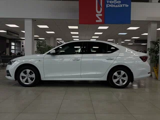 2021 Skoda Octavia IV (A8), белый, 2259000 рублей, вид 5