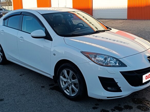 2011 Mazda 3 II (BL), белый, 850000 рублей - вид 2