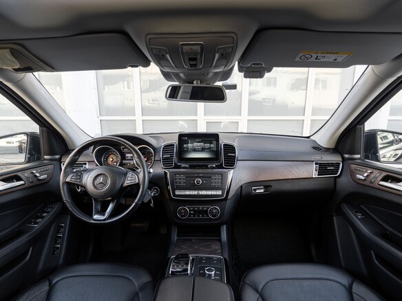 2017 Mercedes-Benz GLS 350 d I (X166), чёрный, 5390000 рублей - вид 5