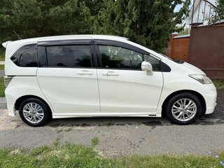 2012 Honda Freed I Рестайлинг, белый, 1250000 рублей, вид 4