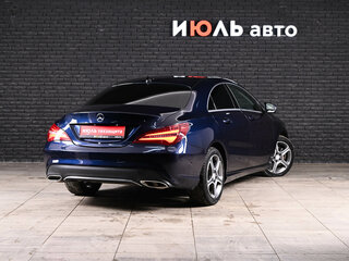 2017 Mercedes-Benz CLA 200 I (C117, X117) Рестайлинг, синий, 1580000 рублей, вид 4