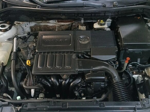 2011 Mazda 3 II (BL) Рестайлинг, белый - вид 13