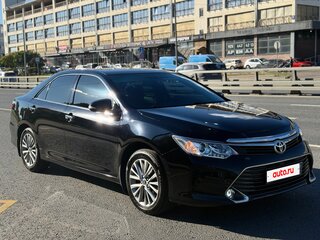 2016 Toyota Camry VII (XV50) Рестайлинг, чёрный, 2170000 рублей, вид 1
