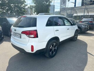 2012 Kia Sorento II Рестайлинг, белый, 1649000 рублей, вид 3