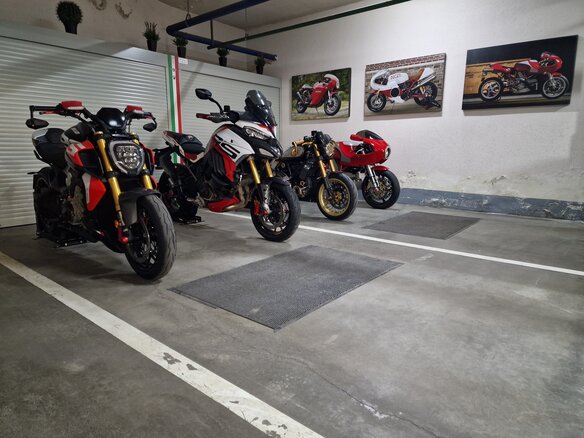 2024 Ducati Multistrada V4, красный, 3000000 рублей - вид 17