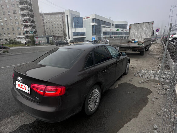 2015 Audi A4 IV (B8) Рестайлинг, коричневый, 1700000 рублей - вид 5