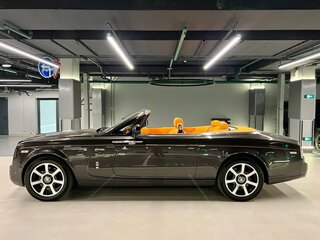 2014 Rolls-Royce Phantom VII Рестайлинг (Series II), чёрный, 69900000 рублей, вид 1