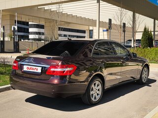 2010 Mercedes-Benz E-Класс 200 5G-Tronic IV (W212, S212, C207), коричневый, 1000000 рублей, вид 2