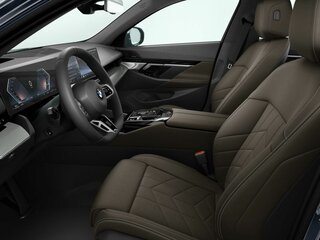 2026 BMW 5 серии 530i VIII (G60/G61/G68), чёрный, 8390000 рублей, вид 3