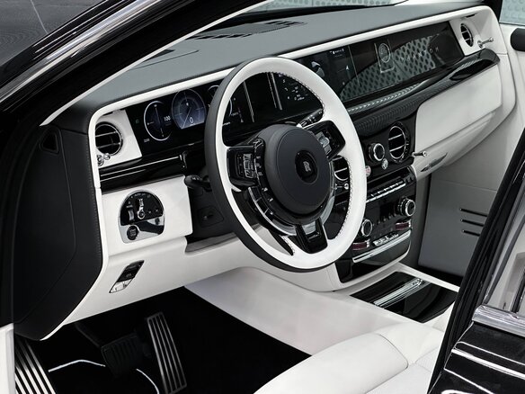 2026 Rolls-Royce Phantom Extended VIII (Series I), чёрный, 87500000 рублей - вид 11