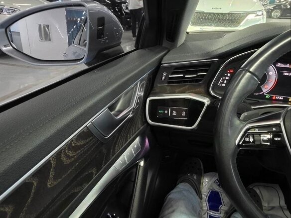 2019 Audi A6 45 TFSI V (C8), серебристый, 4650000 рублей - вид 12