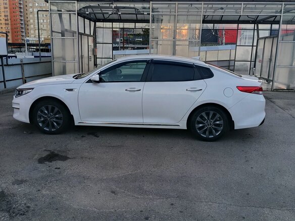 2017 Kia Optima IV, белый, 1930000 рублей - вид 6