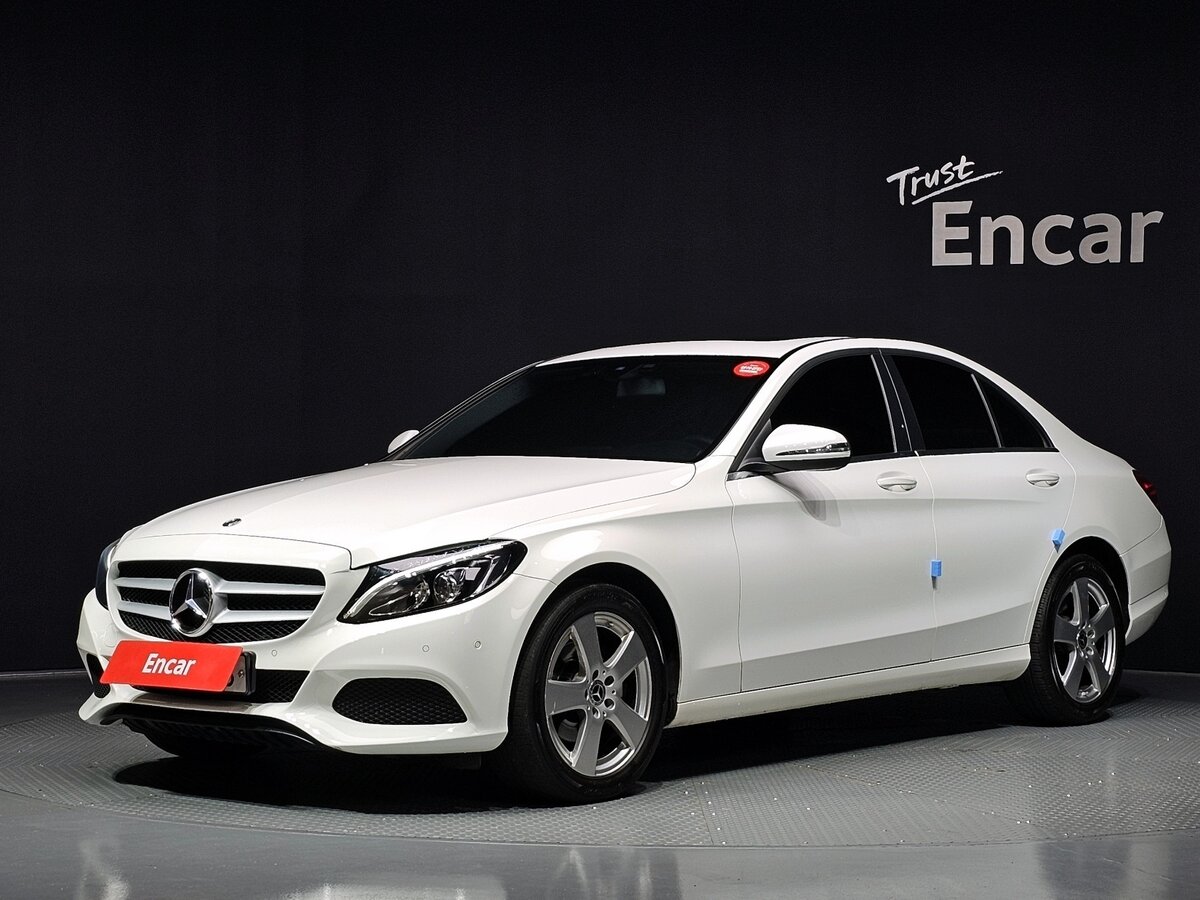Открыть фотографии: Mercedes-Benz C-Класс IV (W205)
