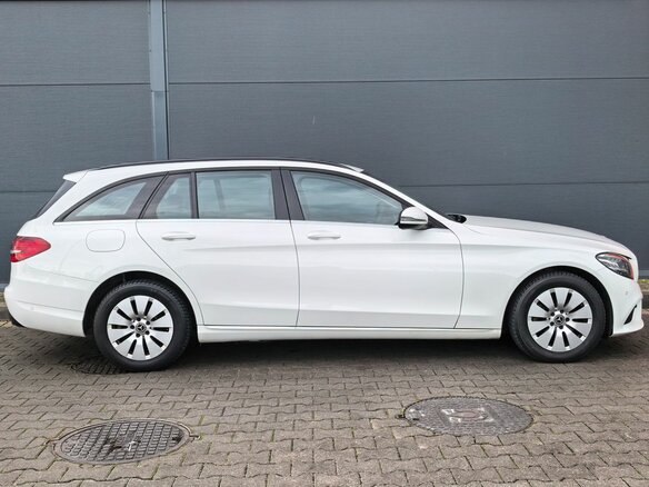 2019 Mercedes-Benz C-Класс 200 IV (W205) Рестайлинг, белый, 2099000 рублей - вид 2