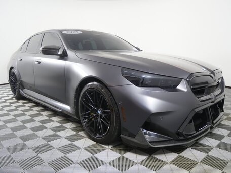 BMW M5 VII (G90)