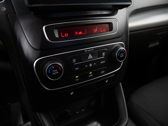 2013 Kia Sorento II Рестайлинг, бежевый